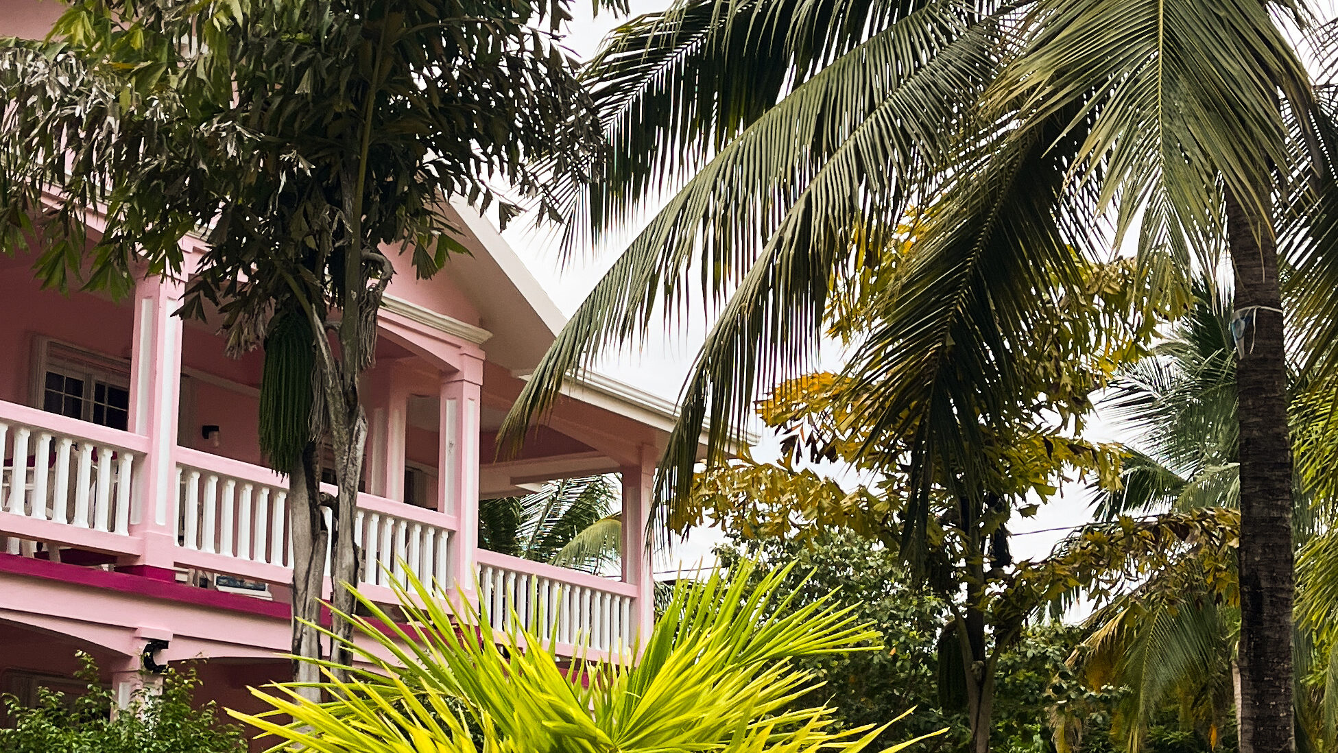 Cheap options of stays when traveling